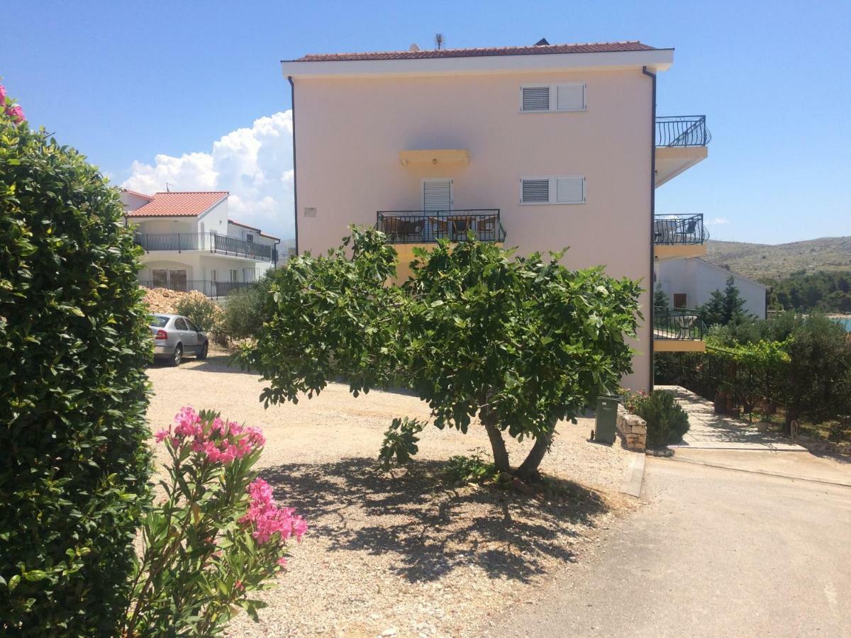 Apartments Maslina Жаборич Экстерьер фото